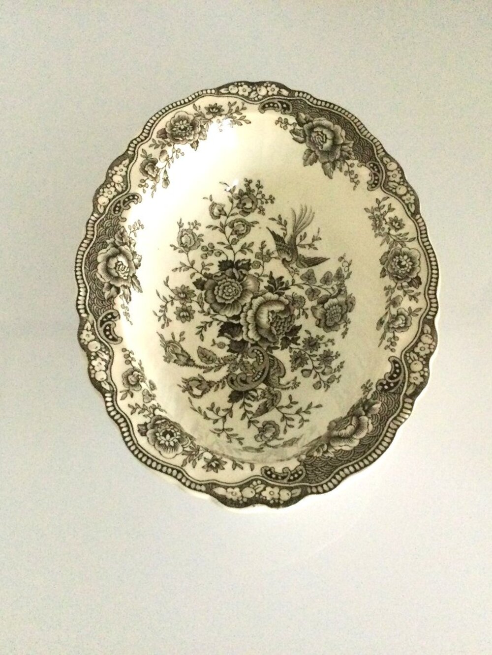 Vintage 1931 Crown Ducal BRISTOL Black & White Scallop Oval Transfer Bowl 76205